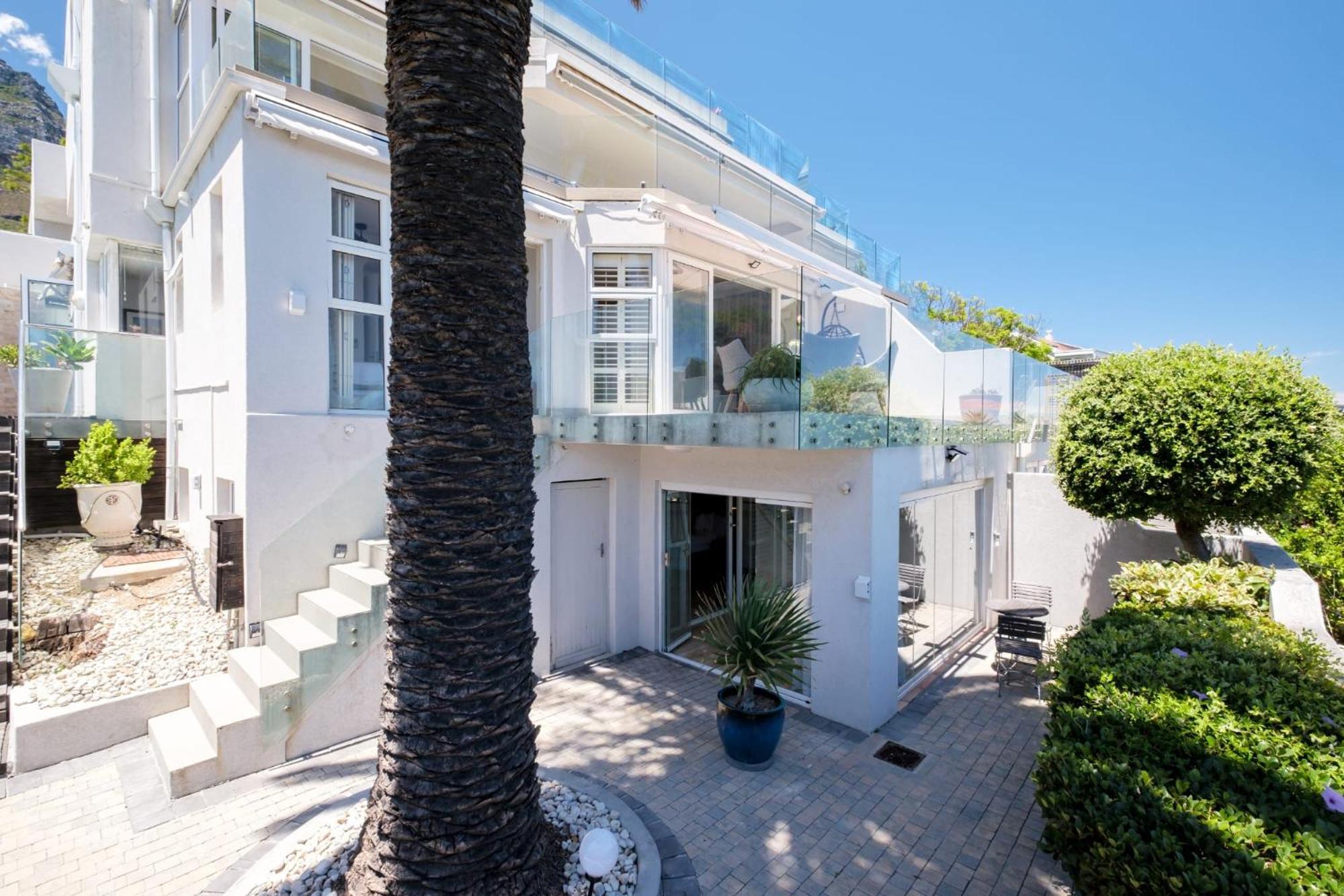 Beach Steps Cape Town Exterior photo